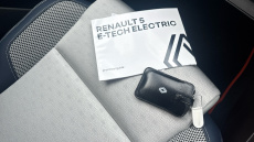 Renault 5 110kW Roland Garros + Comfort Range 52kWh 5dr Auto Electric Hatchback